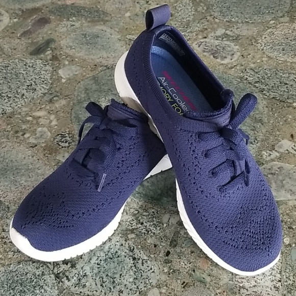 skechers more like this